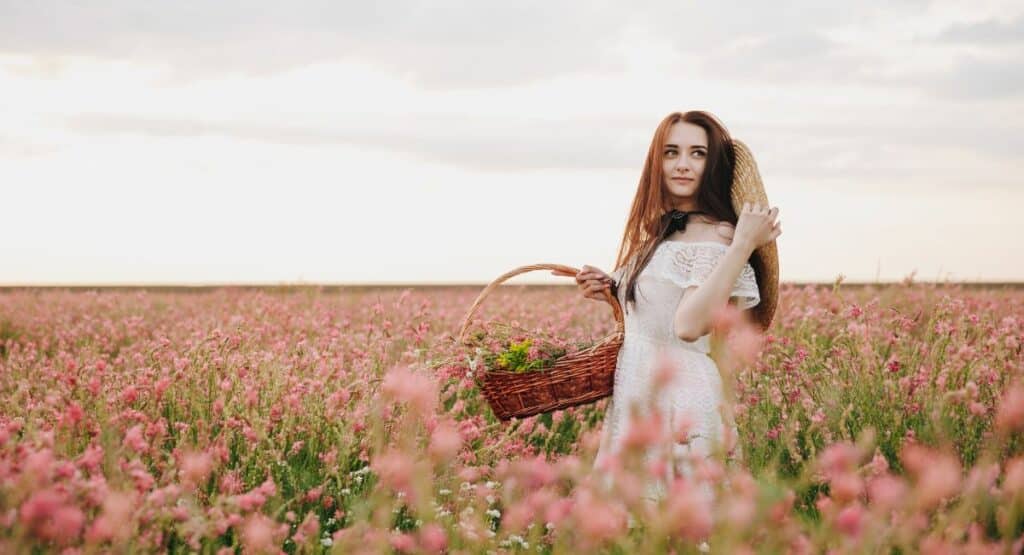 Teenage girl in a field symbolizing growth and healing from anxiety with effective treatment